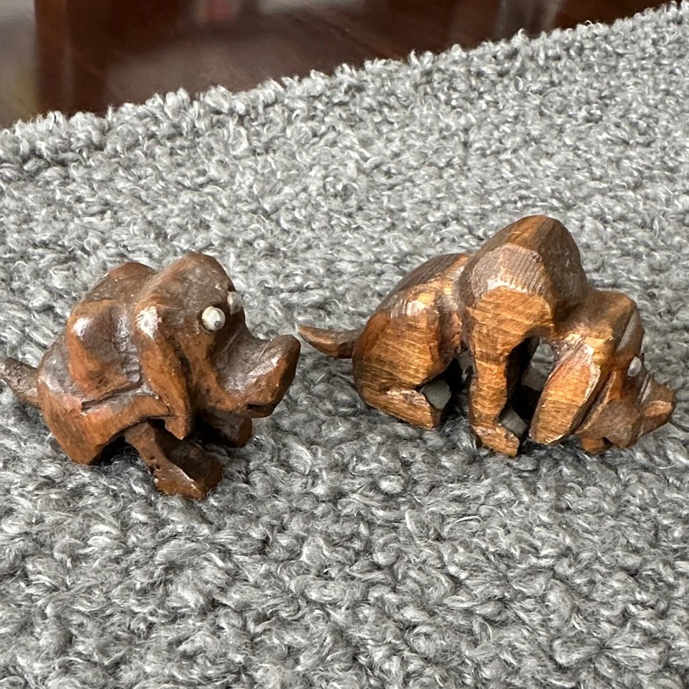 Hand-Carved Vintage Wooden Basset Hound Pair - Folk Art